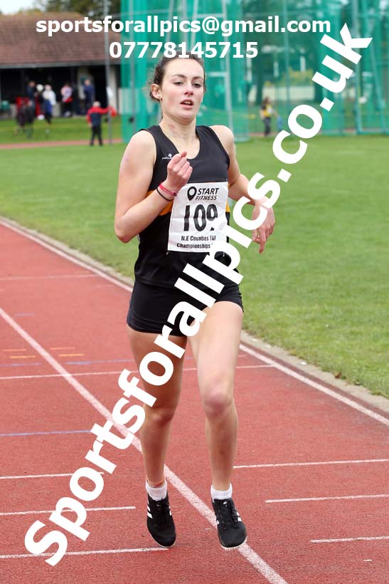 800 metres, NECAA Open Meeting, Morpeth, Sunday, October 18th. David T. Hewitson/Sports for All Pics